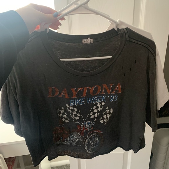 set of 2: garage crop t-shirts - Picture 2 of 3